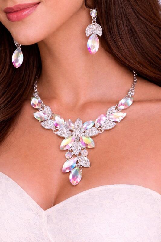 Silver Toned American Diamond Studded Jewellery Set for Women